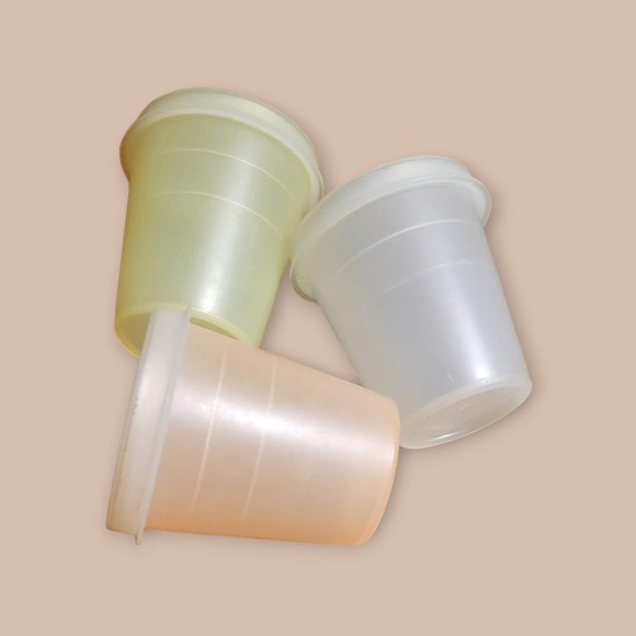 Vintage Tupperware Midget Containers with Lids - Picture 6 of 6